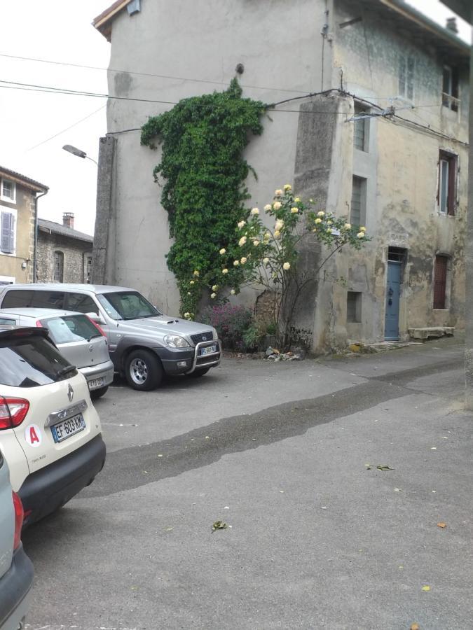 L'Emeraude - 1 A 4P - Wifi Fibre - Parking Gratuit Pont d'Ain Bagian luar foto